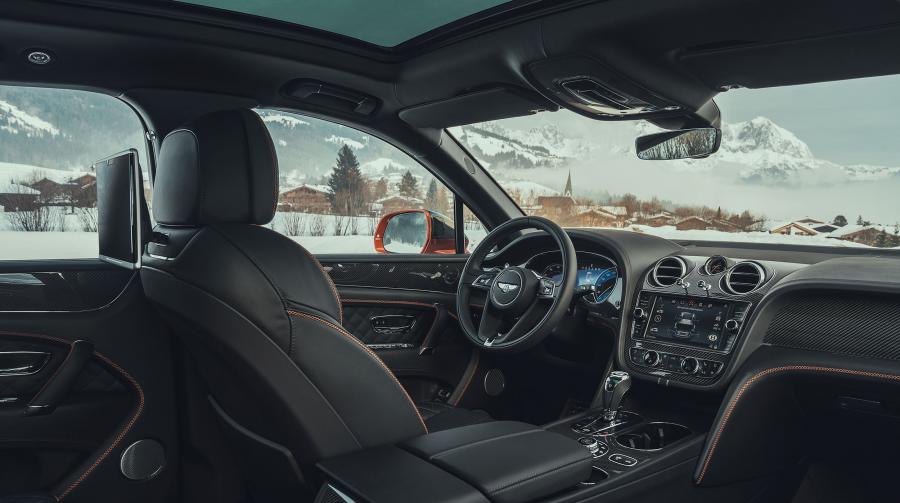 Интерьер Bentley Bentayga V8 2018 года  (WW) (фото 35 из 49)